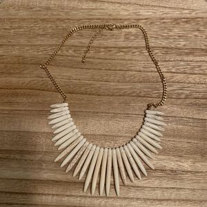 White and Gold Necklace